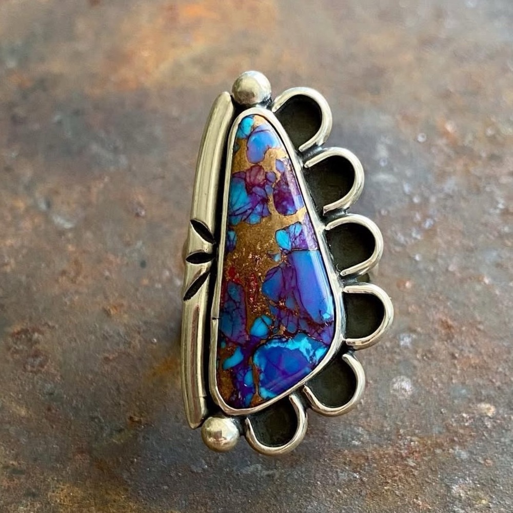 Mama Stone Vintage purple Mohave turquoise ring